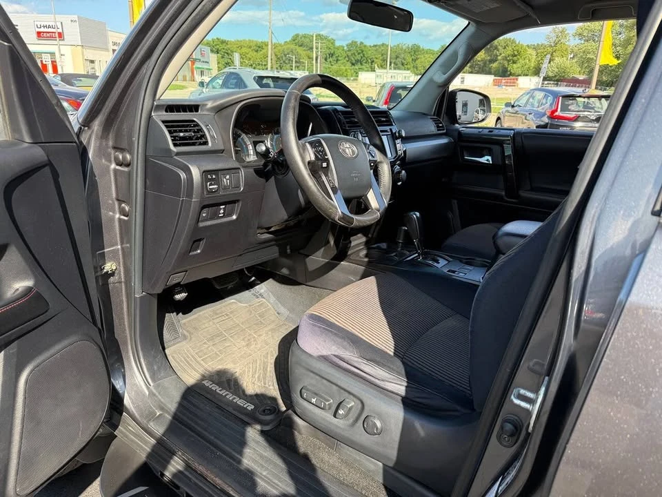 2014 Toyota 4Runner 5th Gen - Image 10 of 20