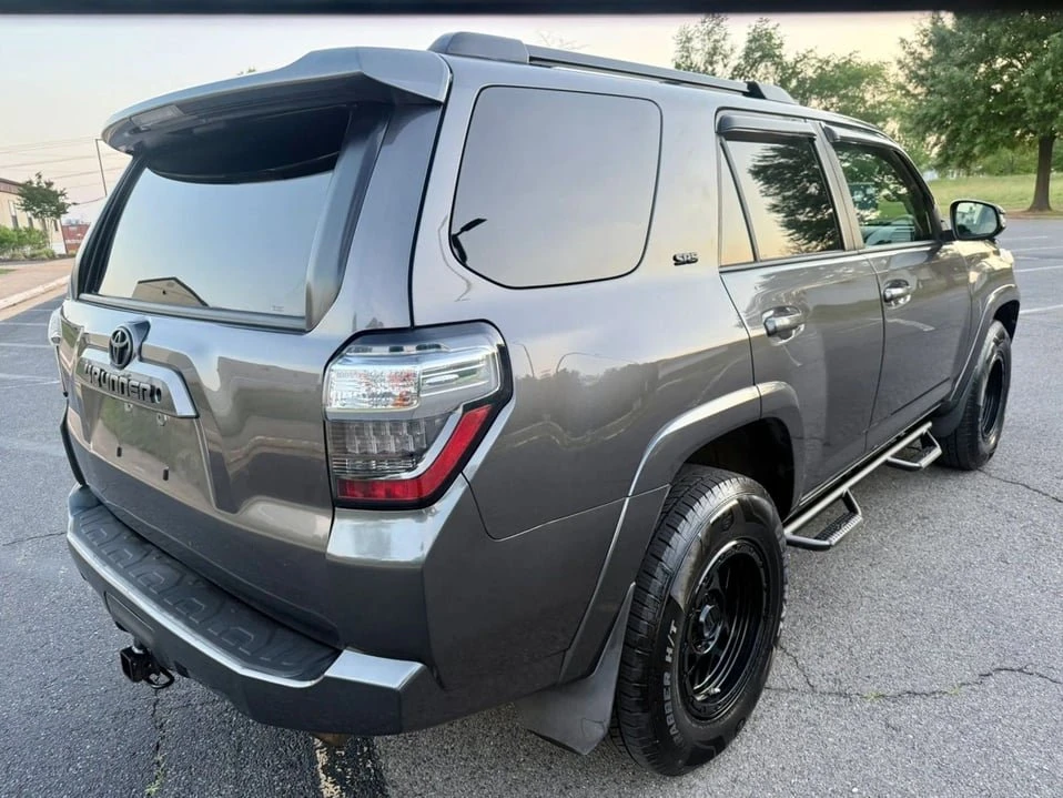 2014 Toyota 4Runner 5th Gen - Image 11 of 20
