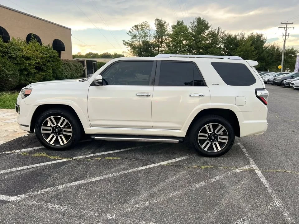 2014 Toyota 4Runner 5th Gen - Image 4 of 20