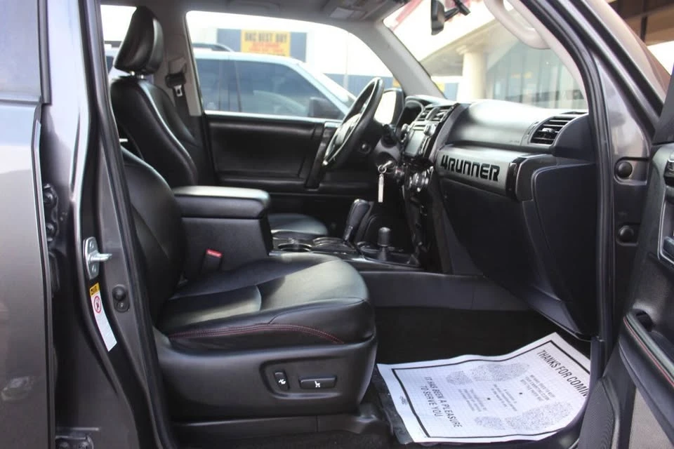 2014 Toyota 4Runner 5th Gen - Image 9 of 20