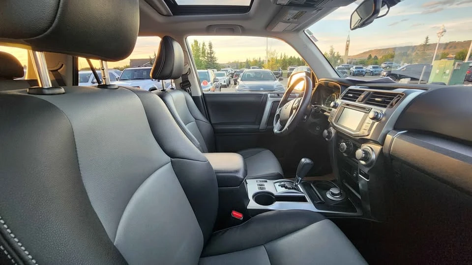 2014 Toyota 4Runner 5th Gen - Image 4 of 10