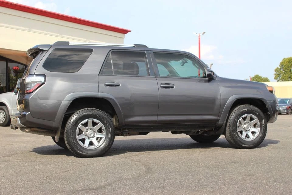 2014 Toyota 4Runner 5th Gen - Image 3 of 20