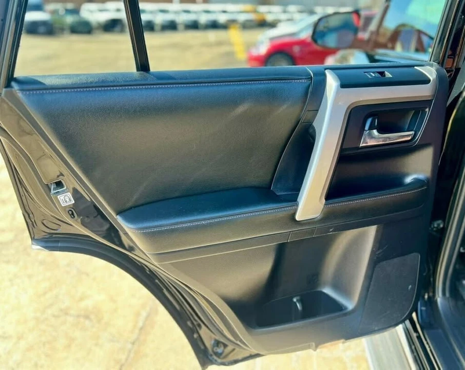 2014 Toyota 4Runner 5th Gen - Image 13 of 20