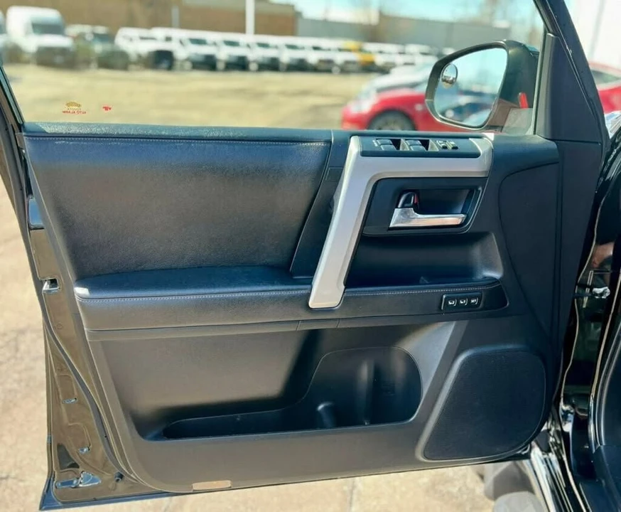 2014 Toyota 4Runner 5th Gen - Image 10 of 20