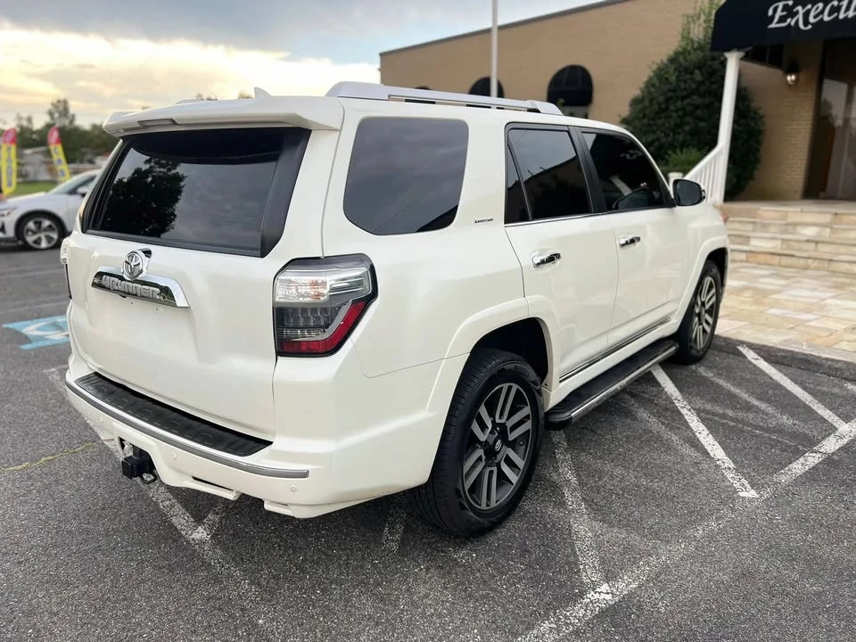 2014 Toyota 4Runner 5th Gen - Image 7 of 20