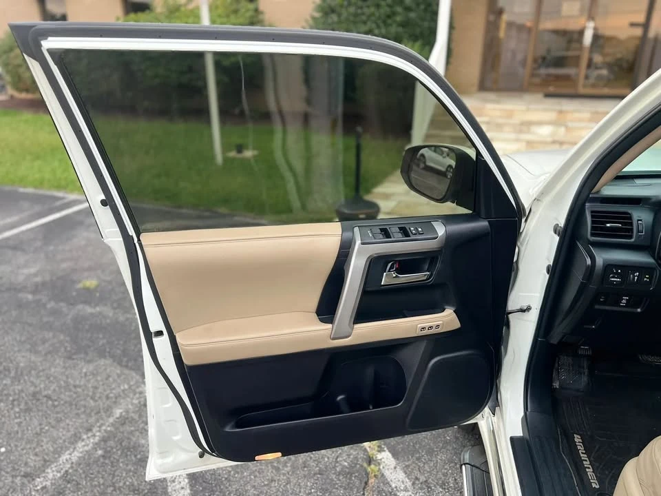 2014 Toyota 4Runner 5th Gen - Image 11 of 20