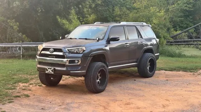 2014 Toyota 4Runner Venture Sport Utility 4D