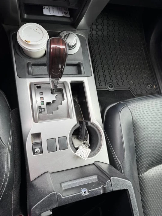 2014 Toyota 4Runner 5th Gen - Image 11 of 14