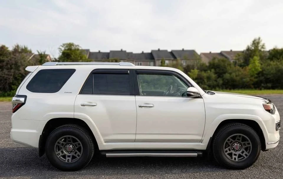 2014 Toyota 4Runner 5th Gen - Image 4 of 8