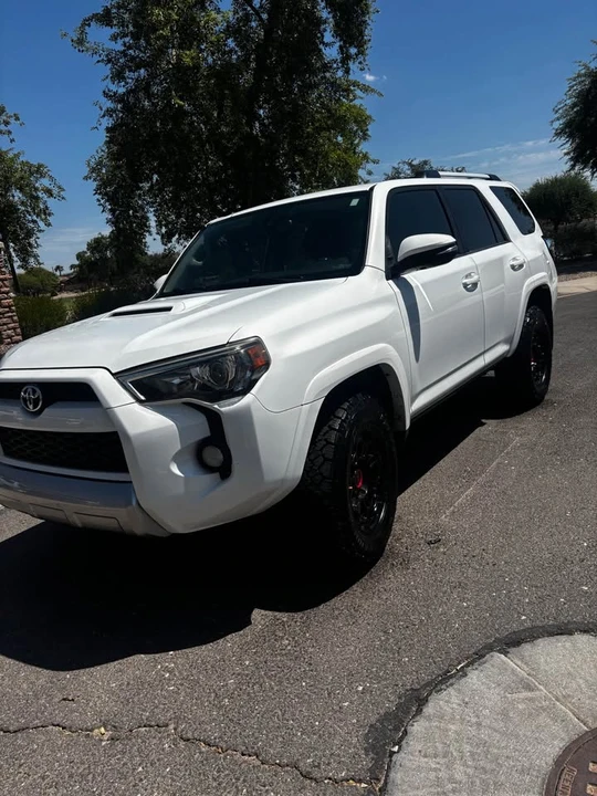 2014 Toyota 4Runner 5th Gen - Image 5 of 11