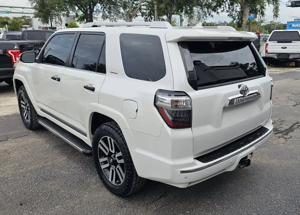 2014 Toyota 4Runner 5th Gen - Image 5 of 20