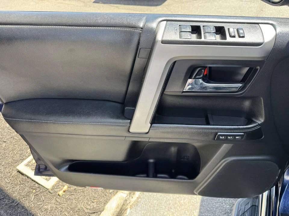 2014 Toyota 4Runner 5th Gen - Image 15 of 20