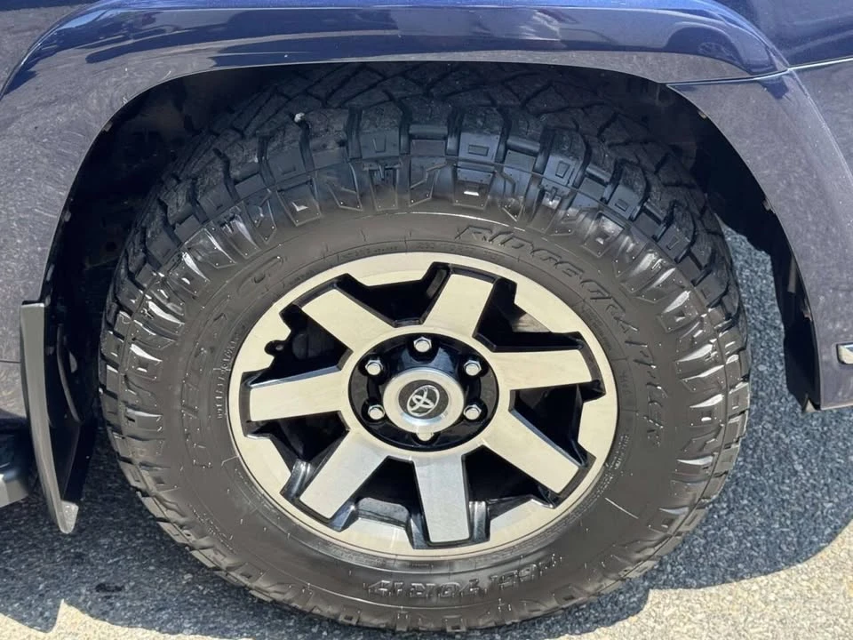 2014 Toyota 4Runner 5th Gen - Image 8 of 20
