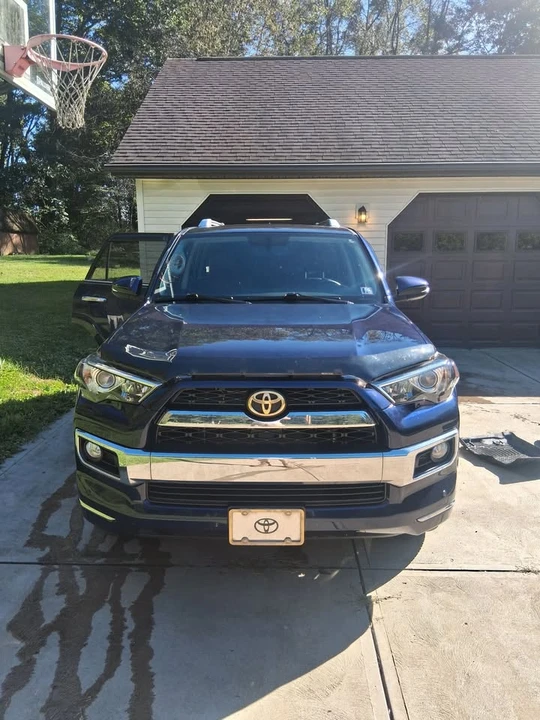 2014 Toyota 4Runner 5th Gen - Image 3 of 7