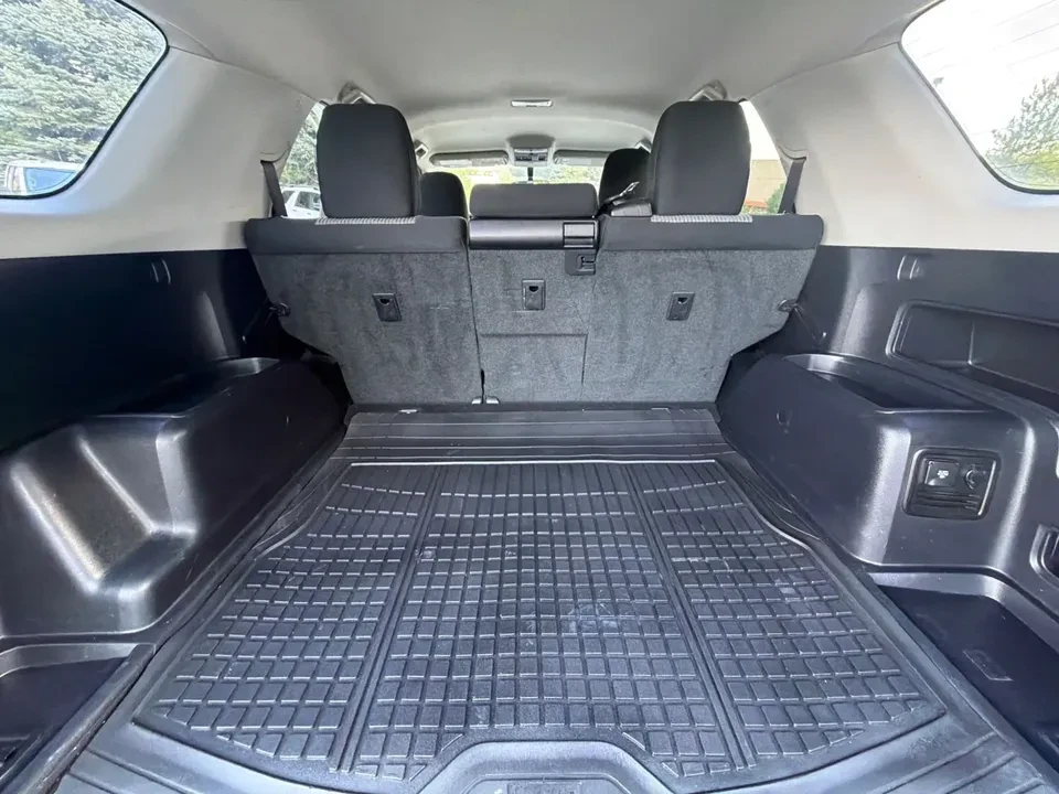 2014 Toyota 4Runner 5th Gen - Image 18 of 18