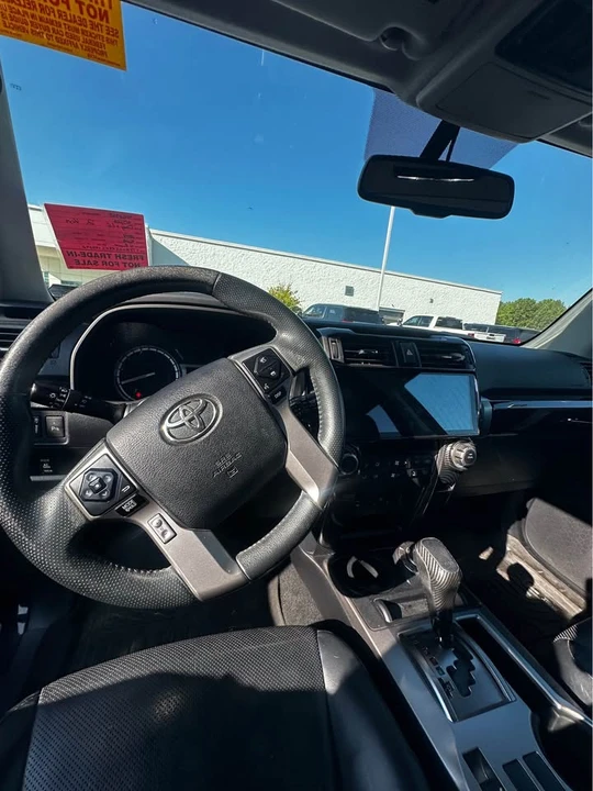 2014 Toyota 4Runner 5th Gen - Image 2 of 8