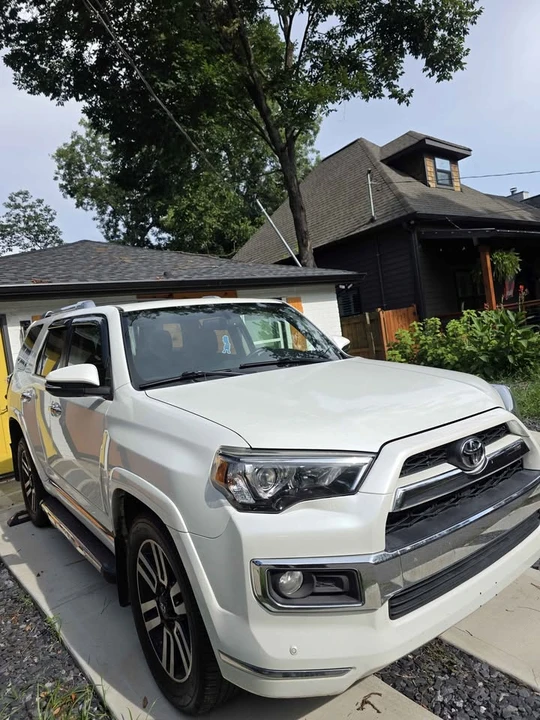 2014 Toyota 4Runner 5th Gen - Image 5 of 11