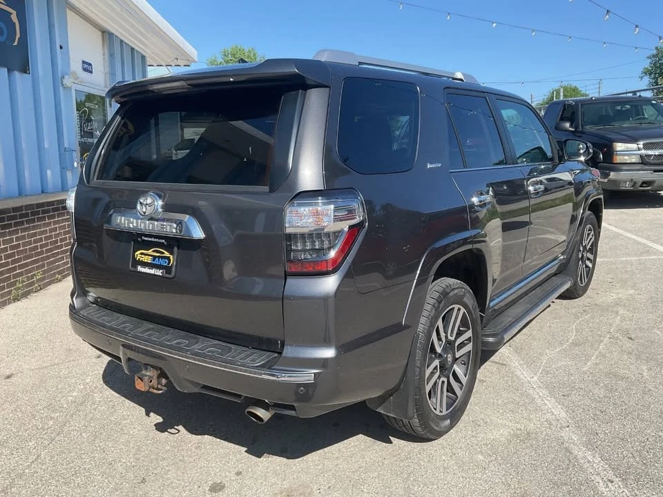 2014 Toyota 4Runner 5th Gen - Image 11 of 20