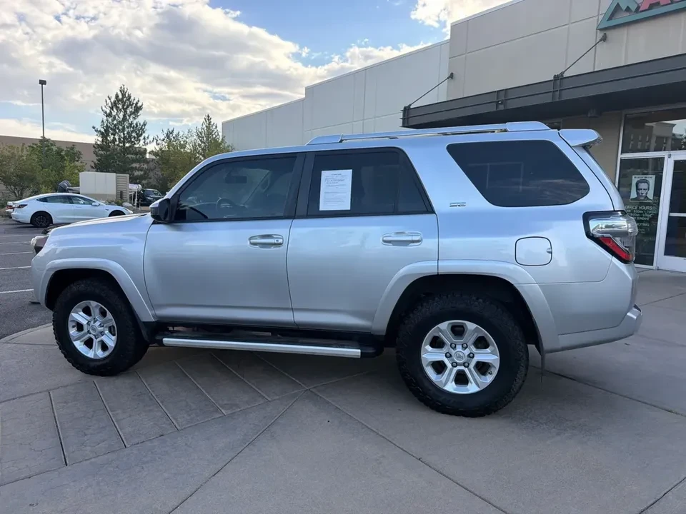 2014 Toyota 4Runner 5th Gen - Image 6 of 18