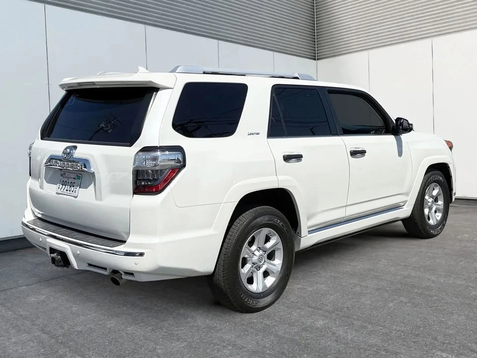 2014 Toyota 4Runner 5th Gen - Image 5 of 15