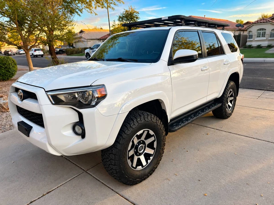2014 Toyota 4Runner 5th Gen - Image 5 of 8