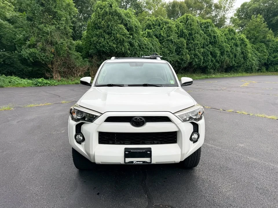 2014 Toyota 4Runner 5th Gen - Image 11 of 20