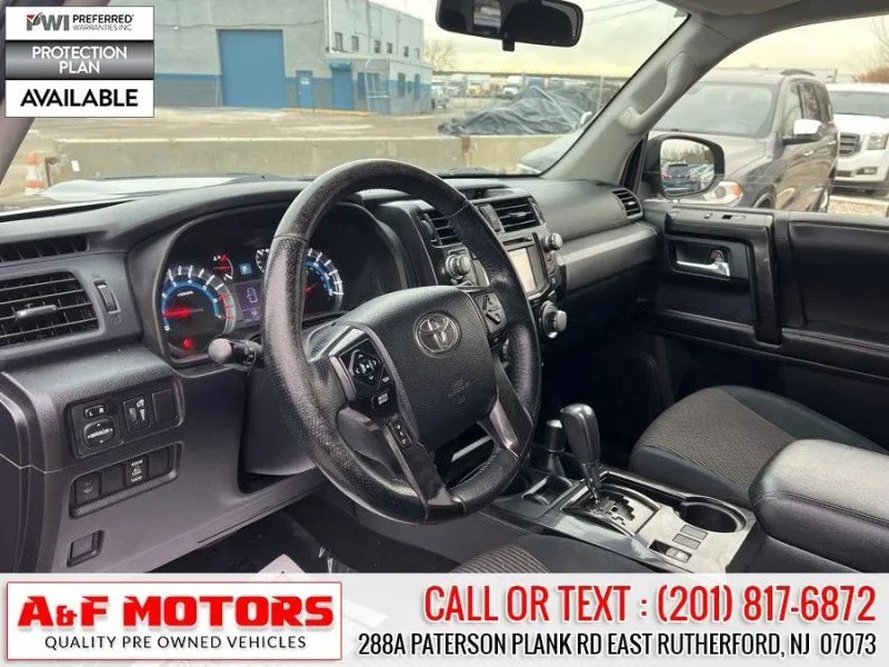 2014 Toyota 4Runner 5th Gen - Image 9 of 12