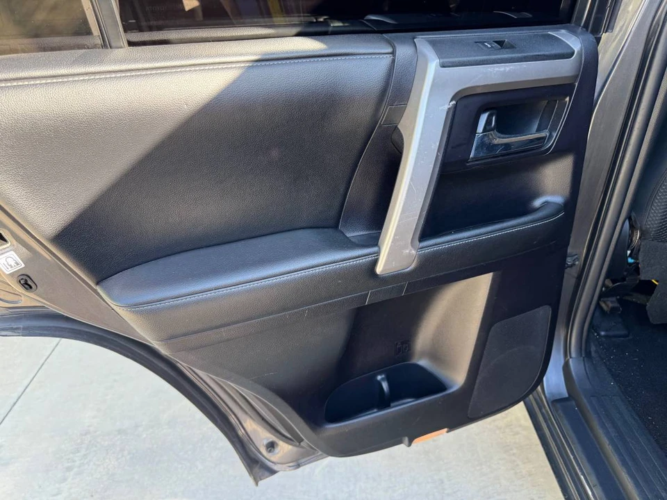 2014 Toyota 4Runner 5th Gen - Image 14 of 19