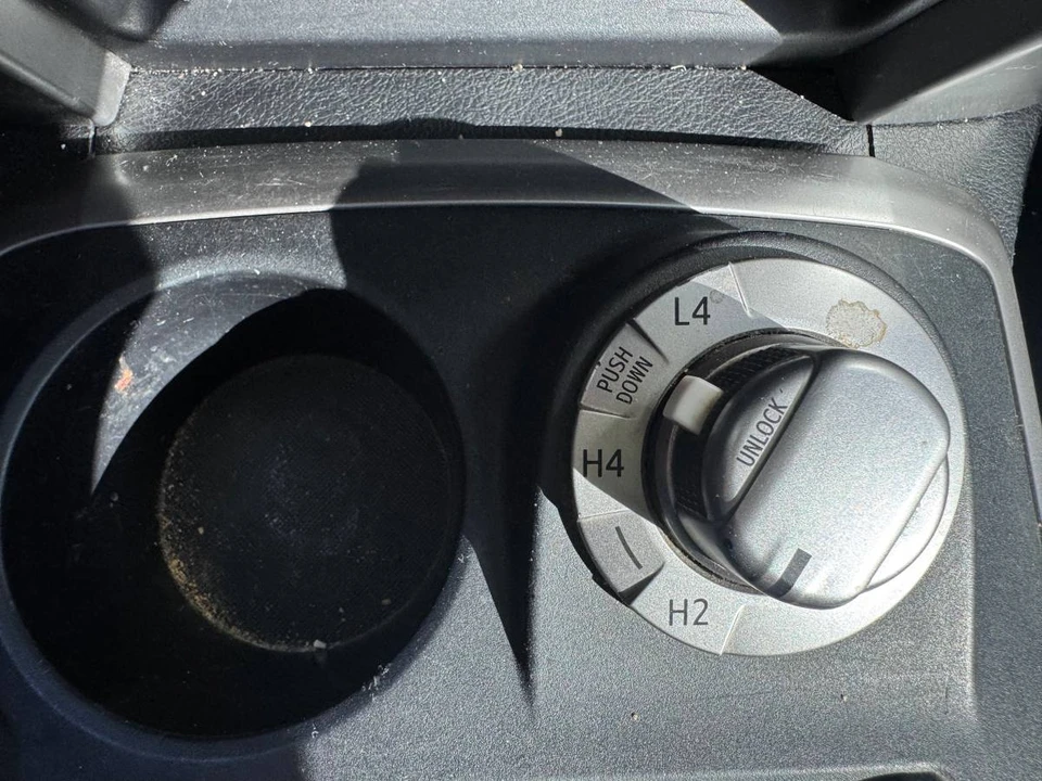 2014 Toyota 4Runner 5th Gen - Image 8 of 19
