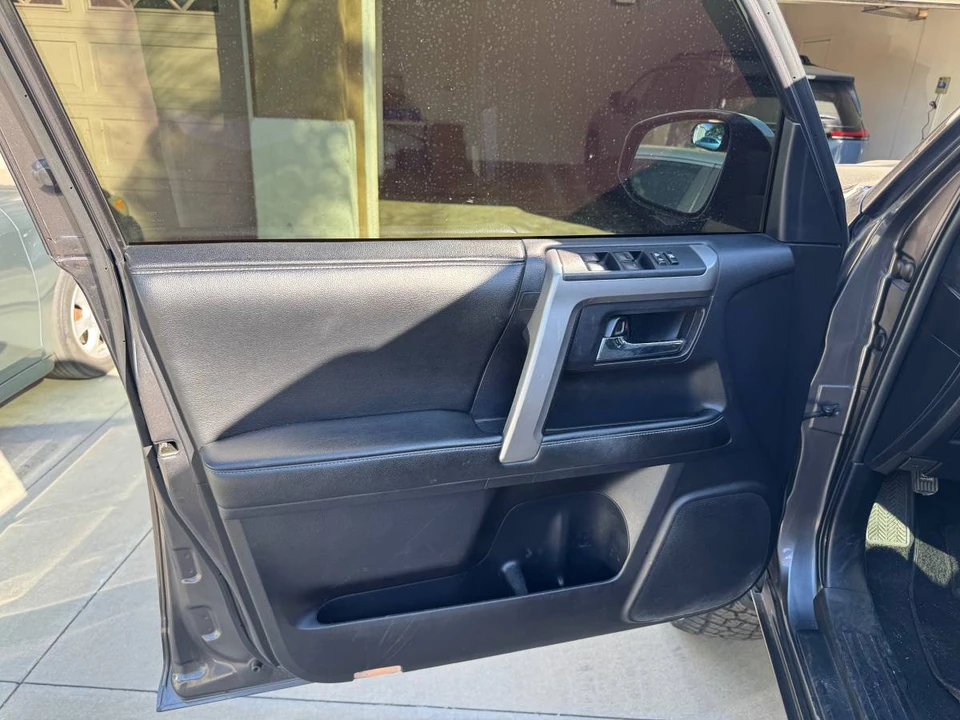 2014 Toyota 4Runner 5th Gen - Image 17 of 19