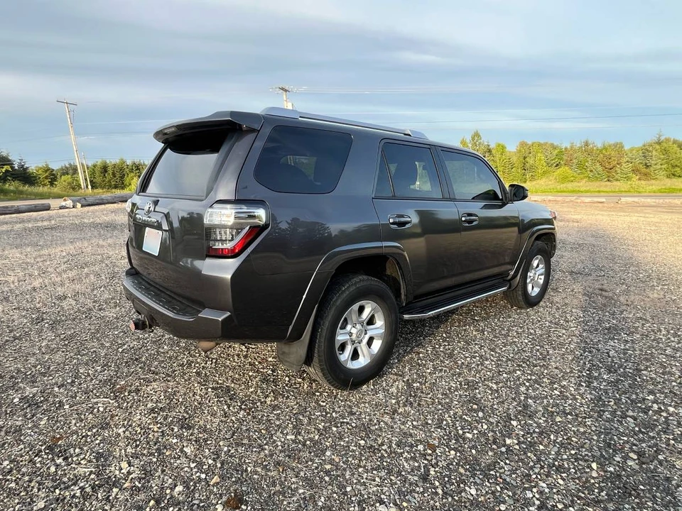 2014 Toyota 4Runner 5th Gen - Image 5 of 14
