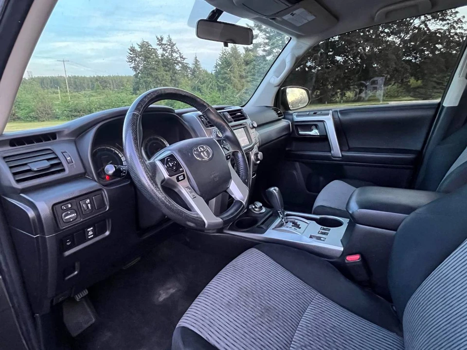 2014 Toyota 4Runner 5th Gen - Image 10 of 14