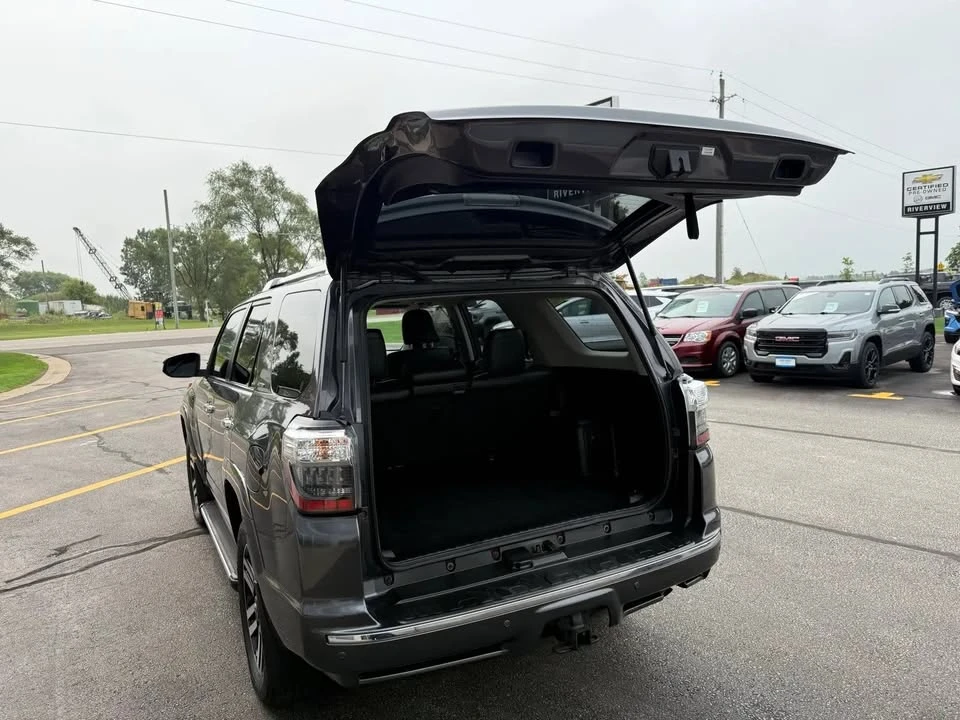 2014 Toyota 4Runner 5th Gen - Image 8 of 20