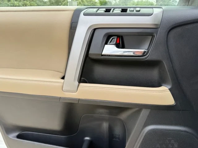 2014 Toyota 4Runner 5th Gen - Image 16 of 19