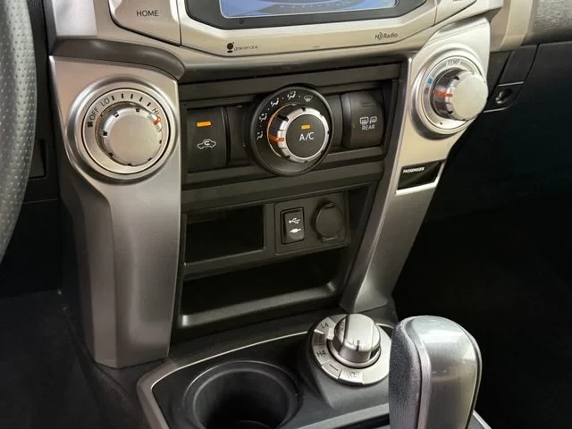 2014 Toyota 4Runner 5th Gen - Image 18 of 19