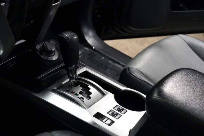2014 Toyota 4Runner 5th Gen - Image 9 of 20