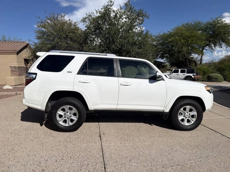 2014 Toyota 4Runner 5th Gen - Image 10 of 20