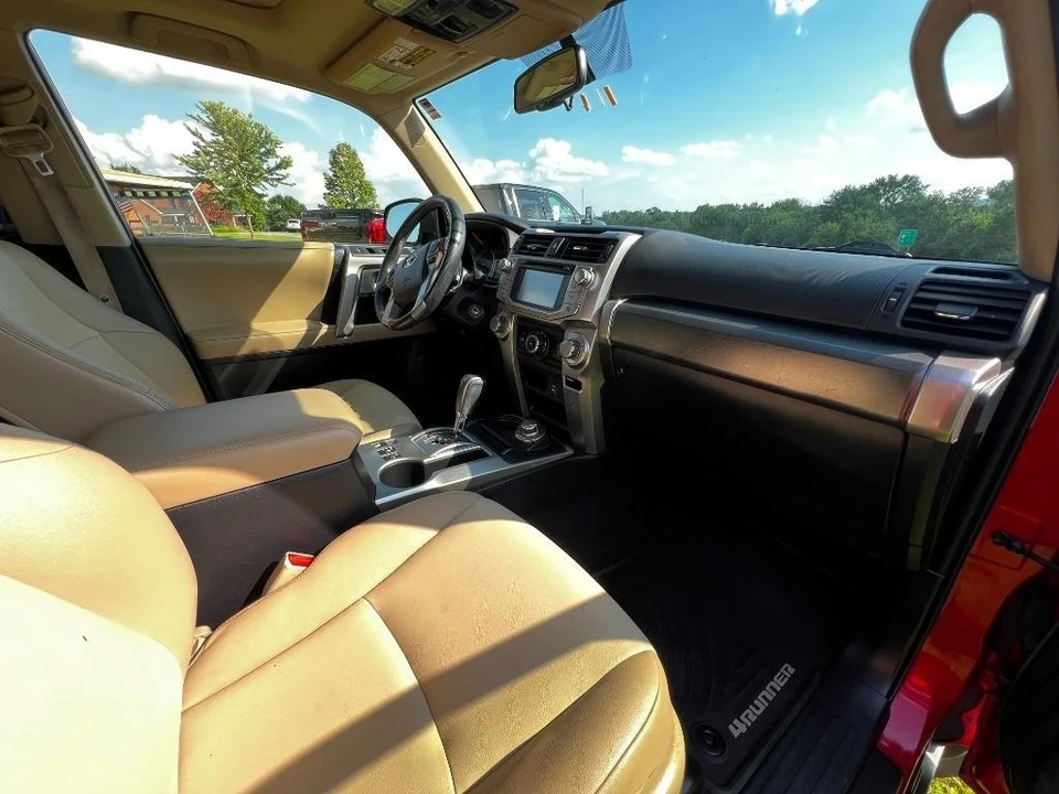 2014 Toyota 4Runner 5th Gen - Image 7 of 21