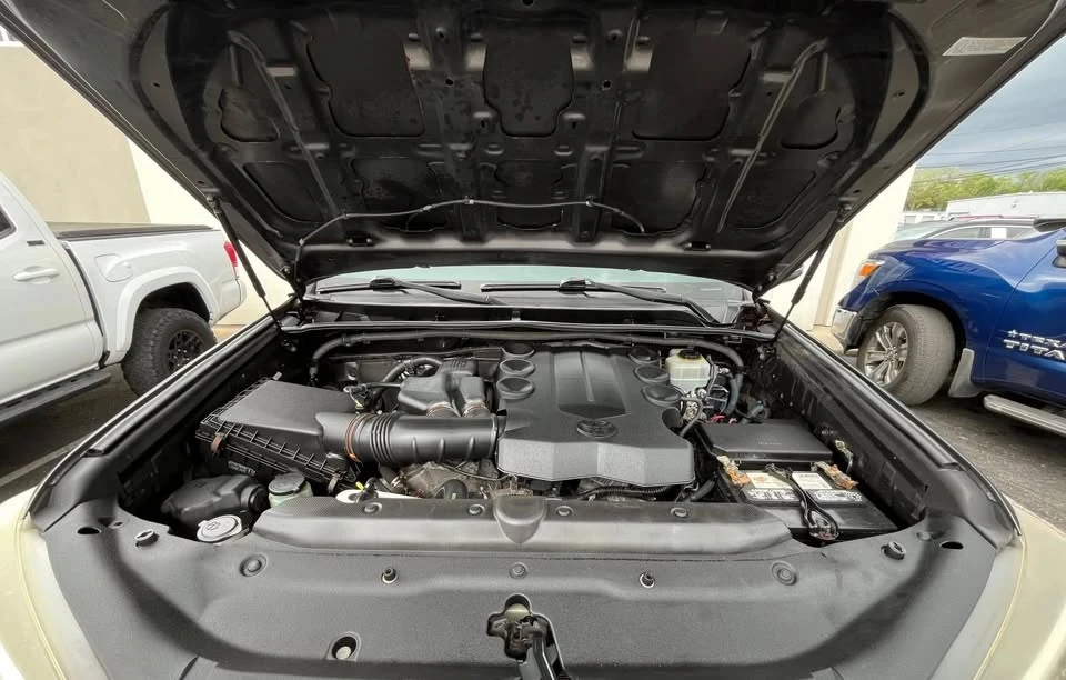 2014 Toyota 4Runner 5th Gen - Image 4 of 20