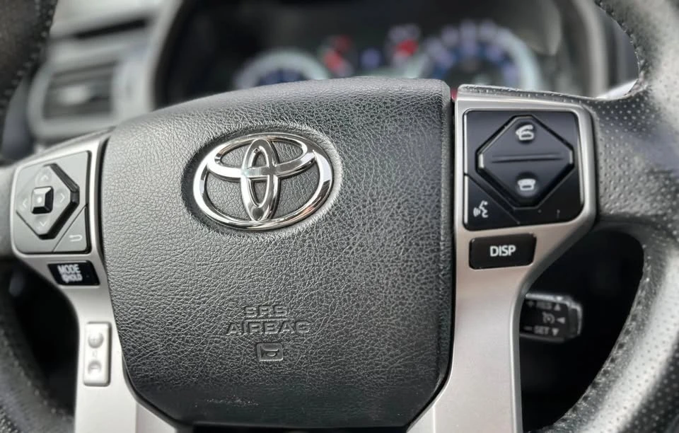 2014 Toyota 4Runner 5th Gen - Image 17 of 20