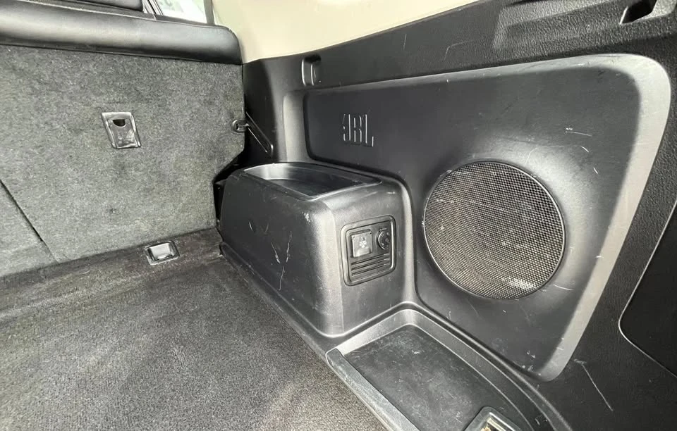 2014 Toyota 4Runner 5th Gen - Image 8 of 20
