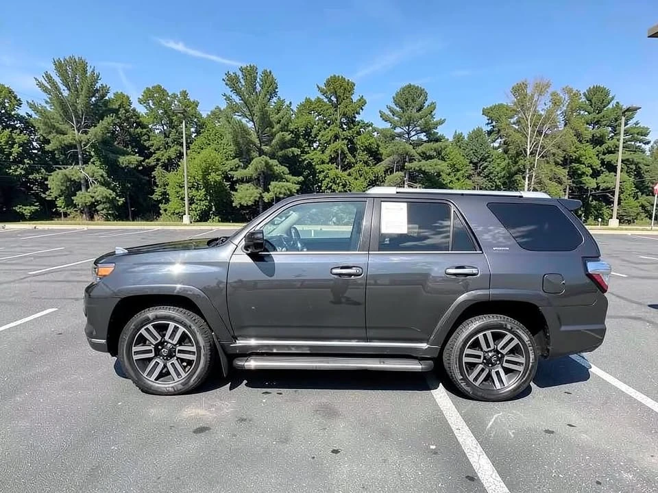 2014 Toyota 4Runner 5th Gen - Image 13 of 20