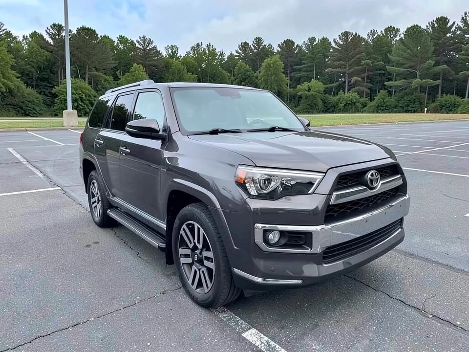 2014 Toyota 4Runner 5th Gen - Image 9 of 20