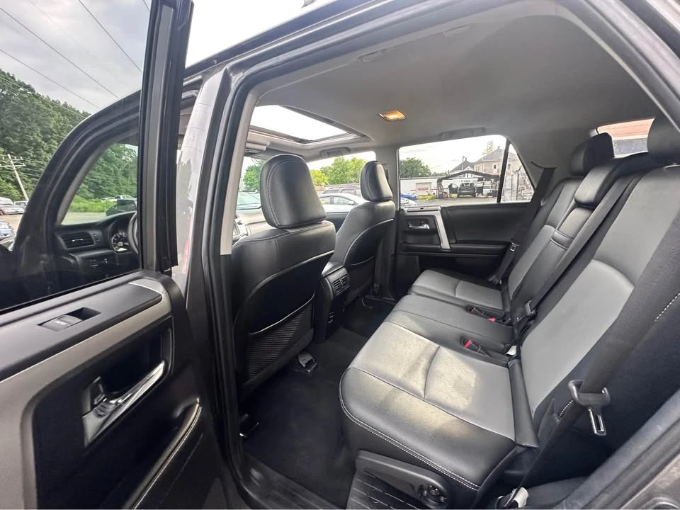 2014 Toyota 4Runner 5th Gen - Image 11 of 21