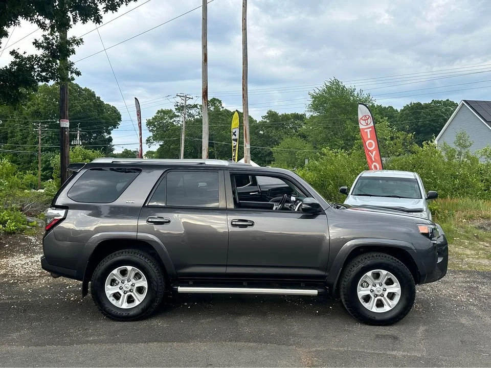 2014 Toyota 4Runner 5th Gen - Image 3 of 21
