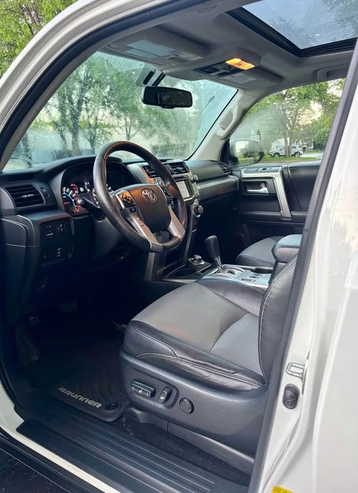 2014 Toyota 4Runner 5th Gen - Image 8 of 15