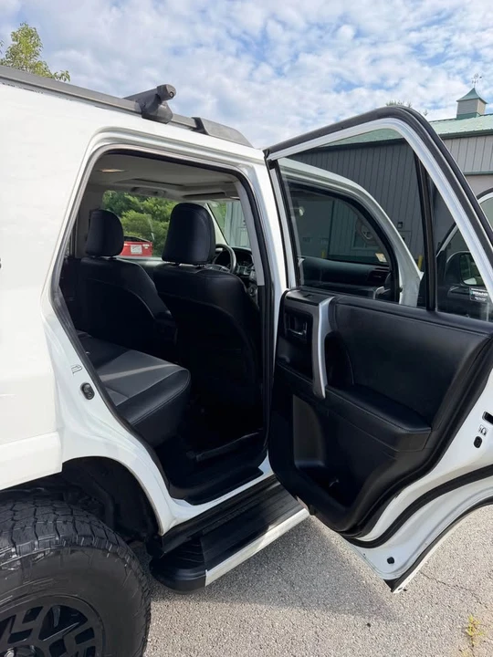 2014 Toyota 4Runner 5th Gen - Image 6 of 15