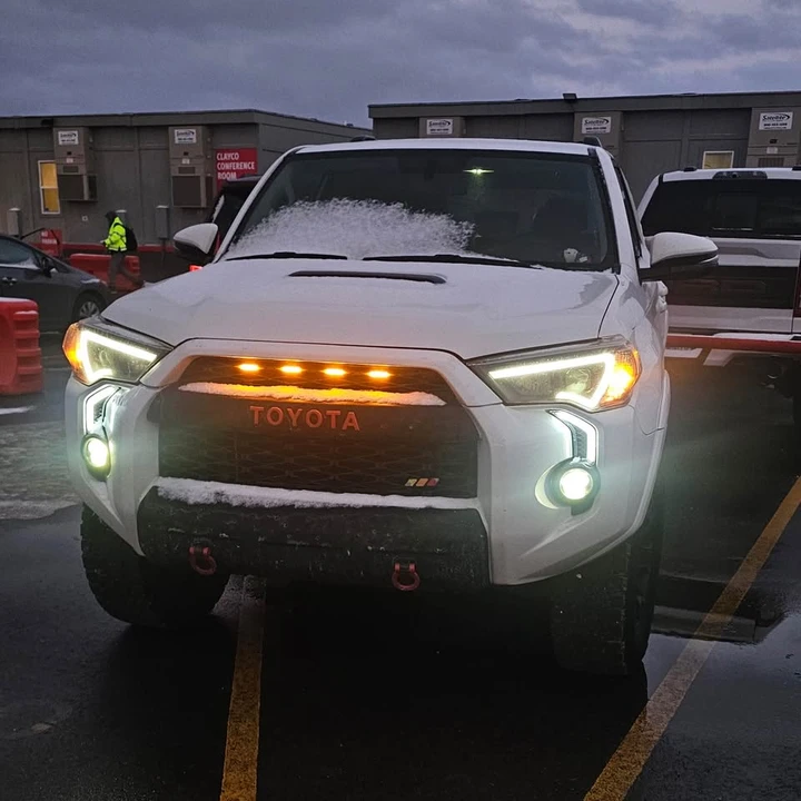 2014 Toyota 4Runner 5th Gen - Image 4 of 14