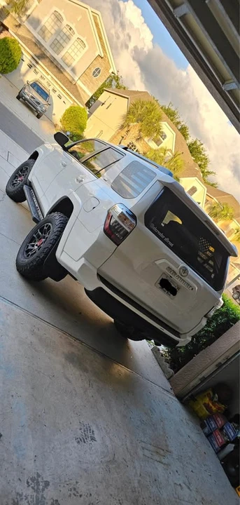 2014 Toyota 4Runner 5th Gen - Image 3 of 14