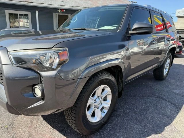 2014 Toyota 4Runner 5th Gen - Image 9 of 21